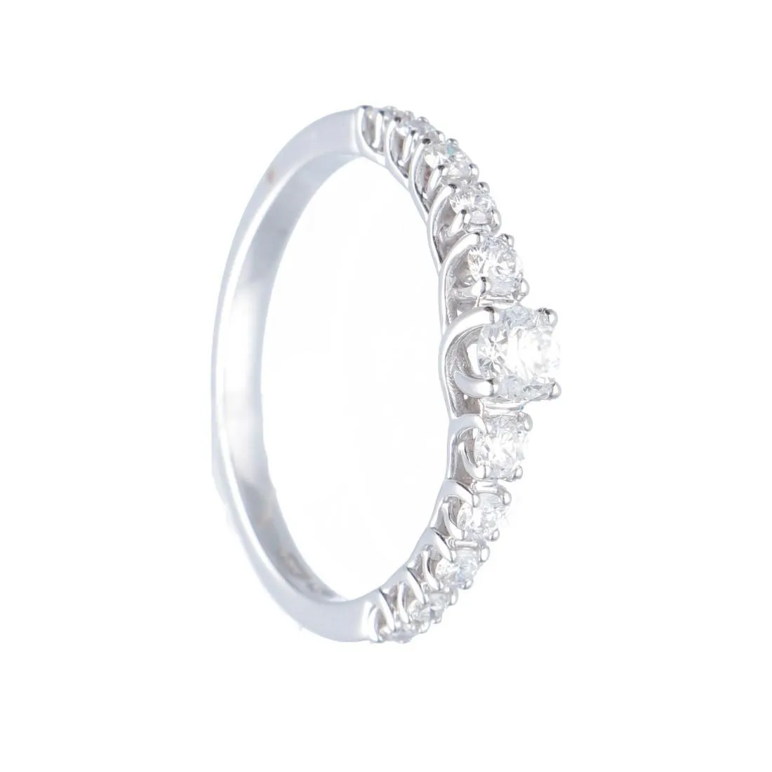 Anello in oro bianco con diamanti ct 0.50, misura 14