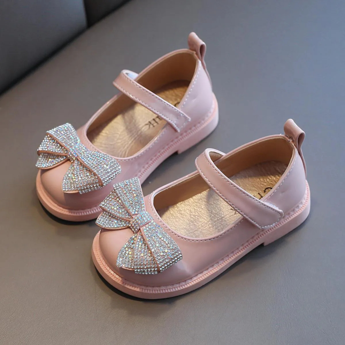 Bella Ragazza Dolce Strass Bowknot Lolita Scarpe Ragazze 2022 Scarpe da Scuola Piattaforma Mary Janes Scarpe Bambino Carino Bass