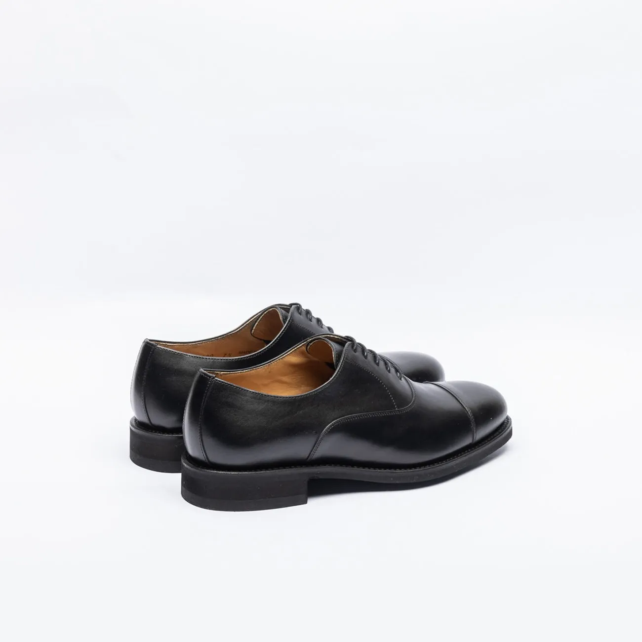 Berwick Stringata oxford Berwick 4490 in pelle nera (Suola gomma)