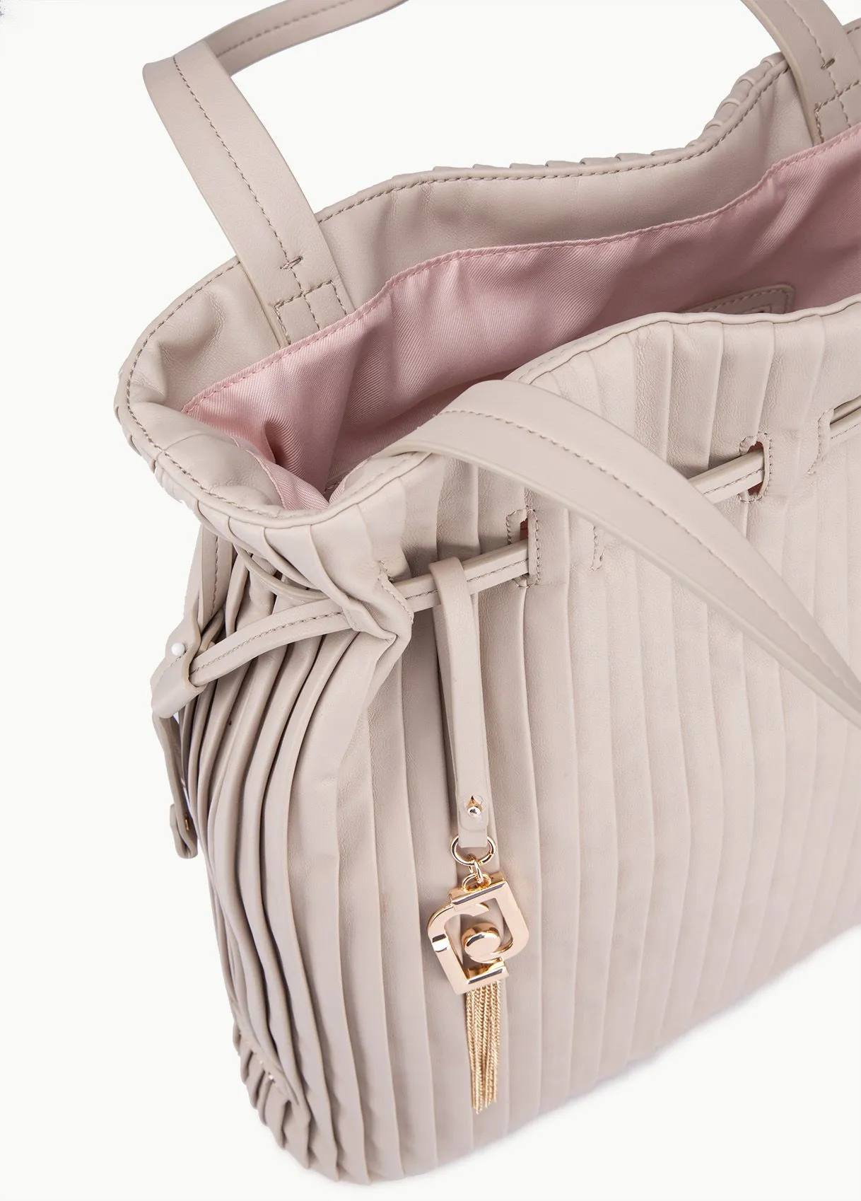 Borsa a secchiello plissettata