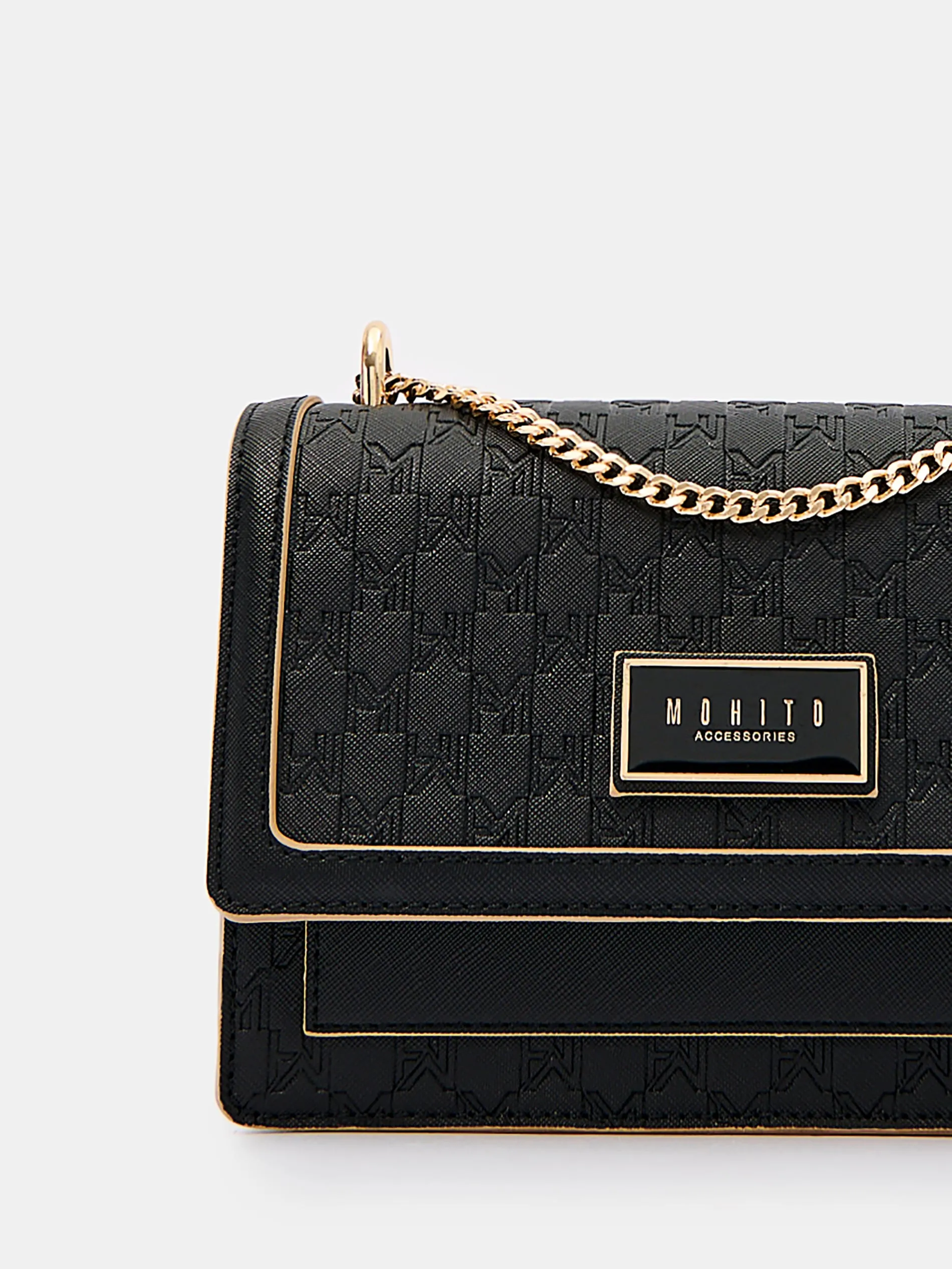 Borsa a spalla nera con catena