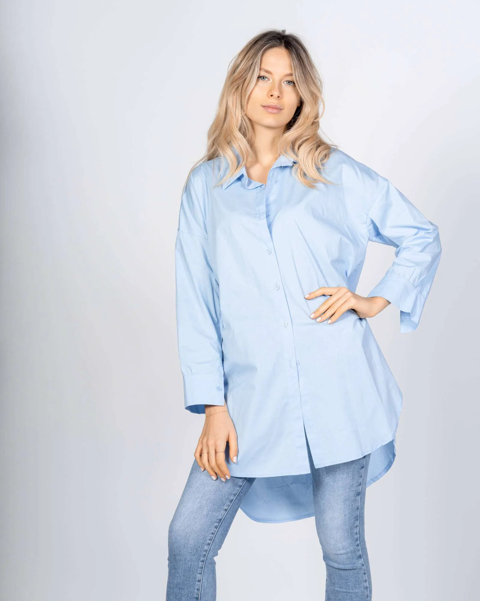 Camicia lunga al ginocchio azzurra