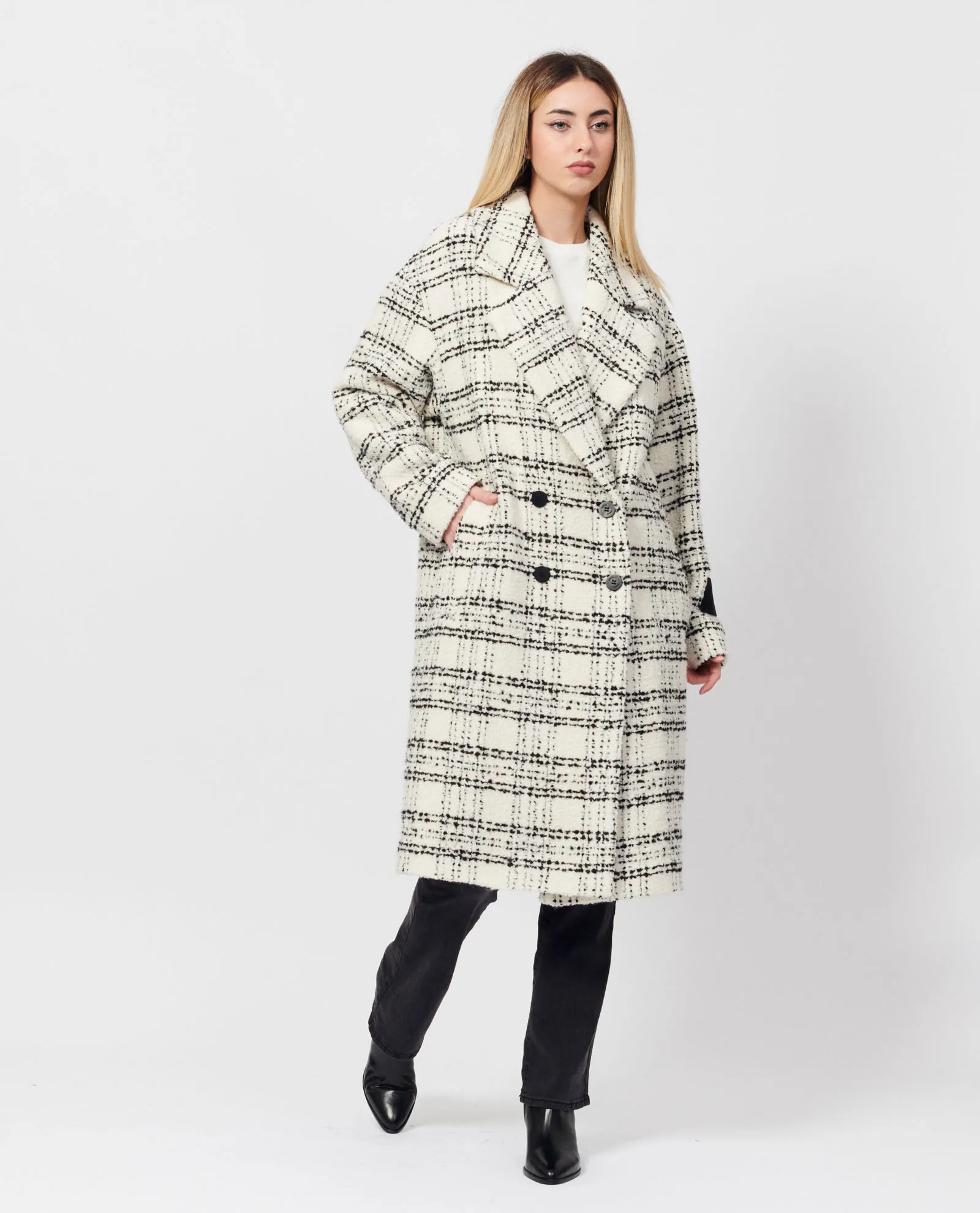 Cappotto a quadri con chiusura doppiopetto