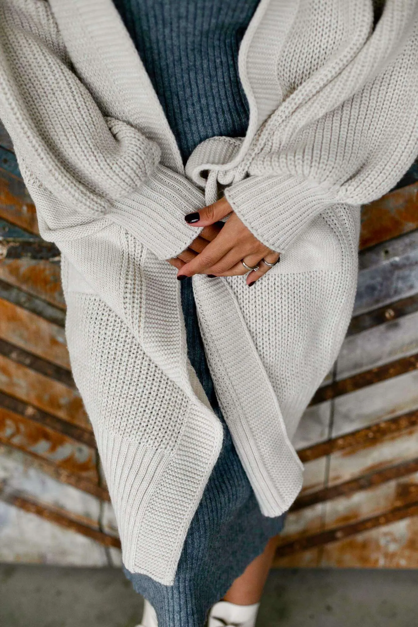 CARDIGAN OVERSIZE AL GINOCCHIO