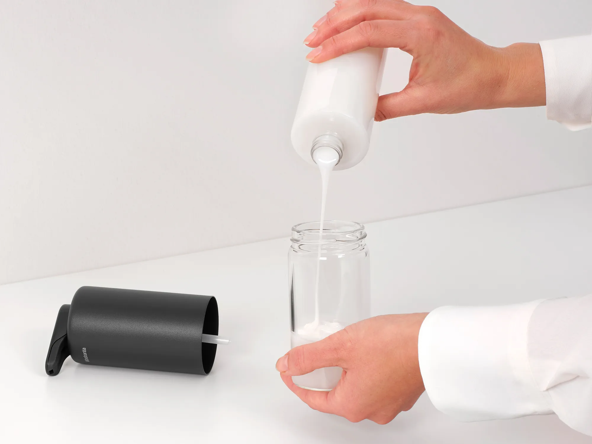 Dispenser per sapone SinkStyle.jp{font-size:18px}Mineral infinite grey