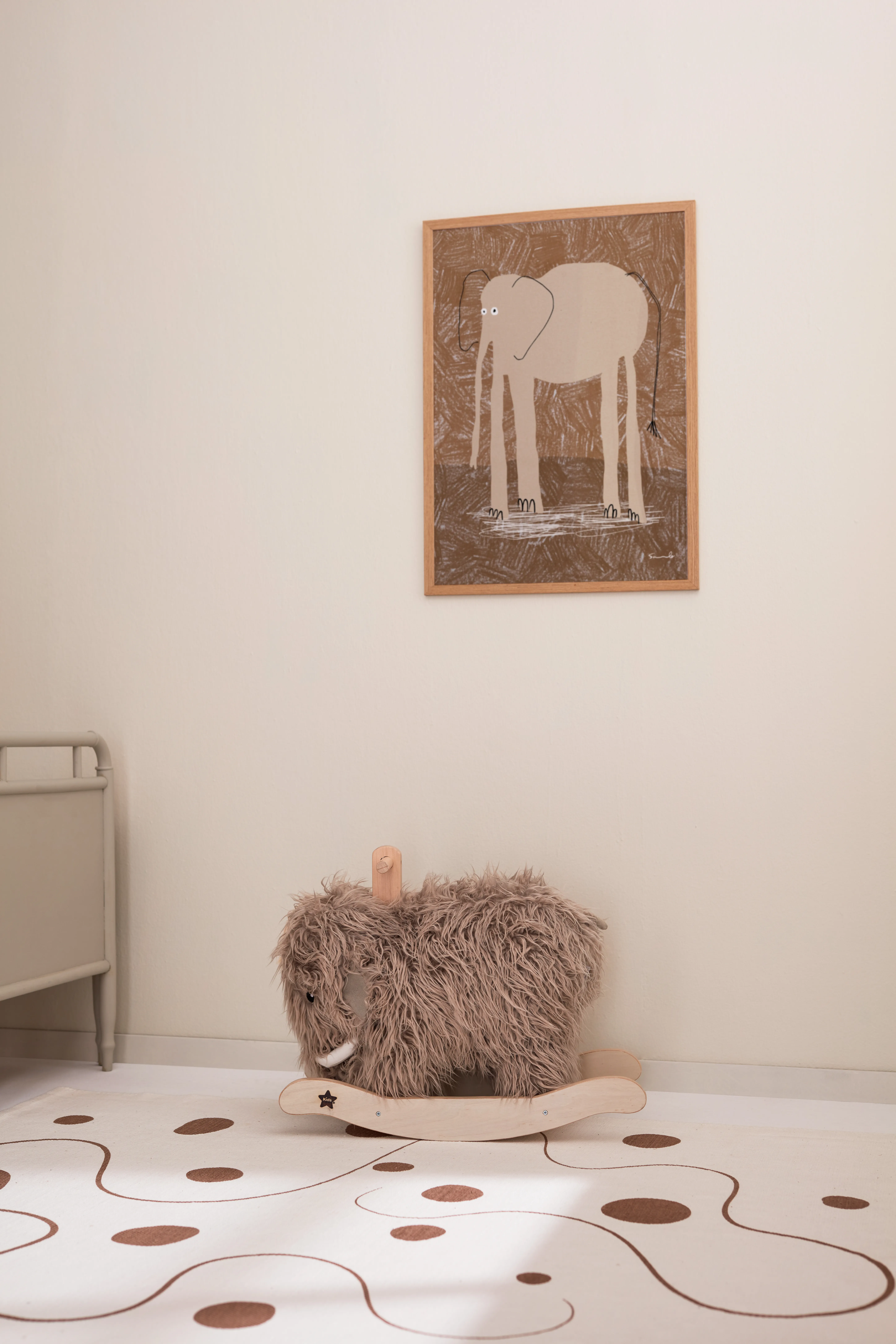 Dondolo mammut Neo.ji{font-size:18px}Grigio