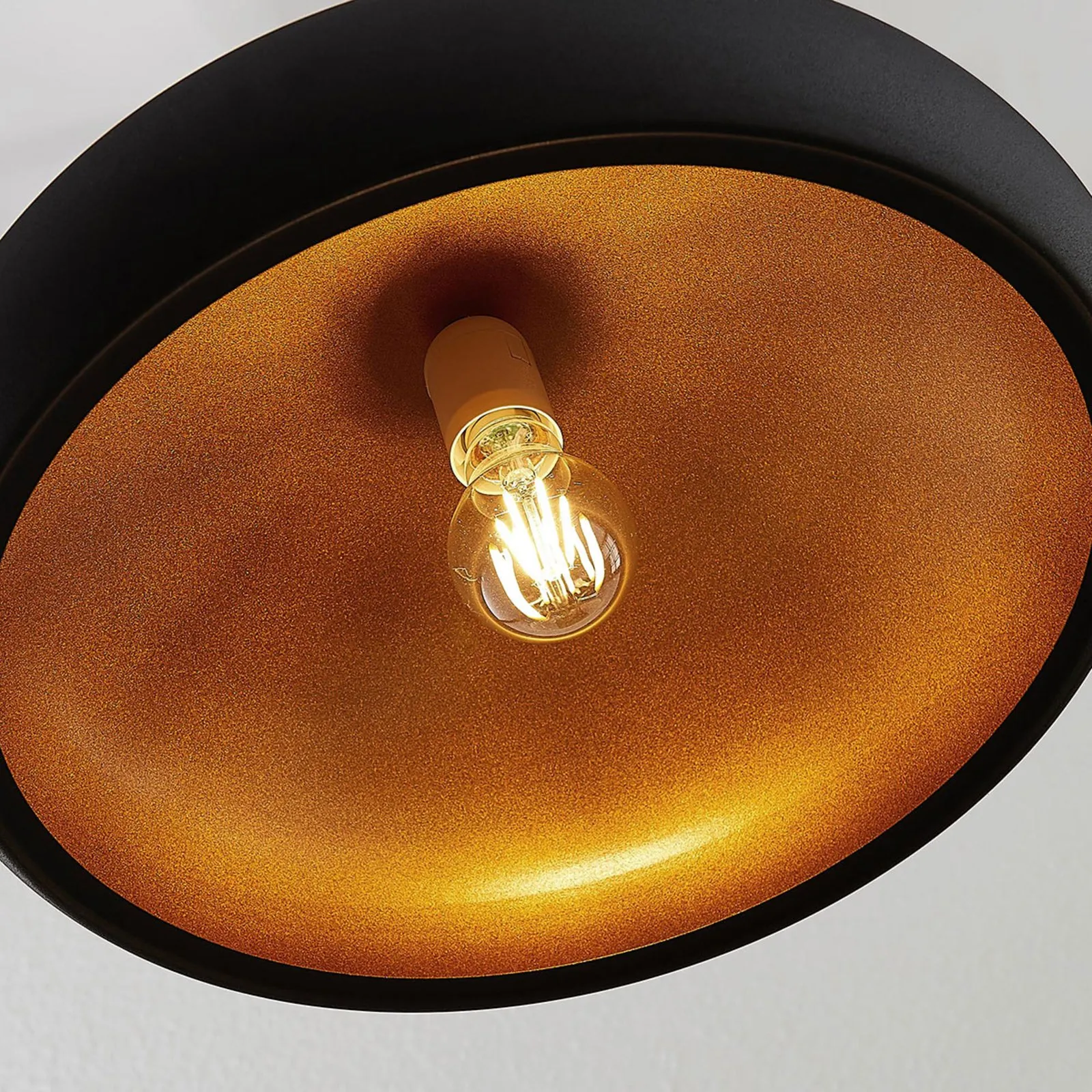 Lindby Gerwina lampada a sospensione, nero/oro, metallo, 40 cm, E27