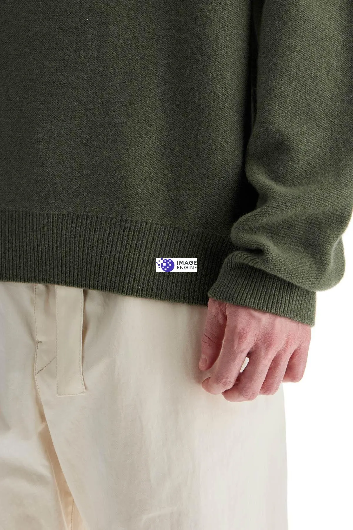 Pullover girocollo in pura lana