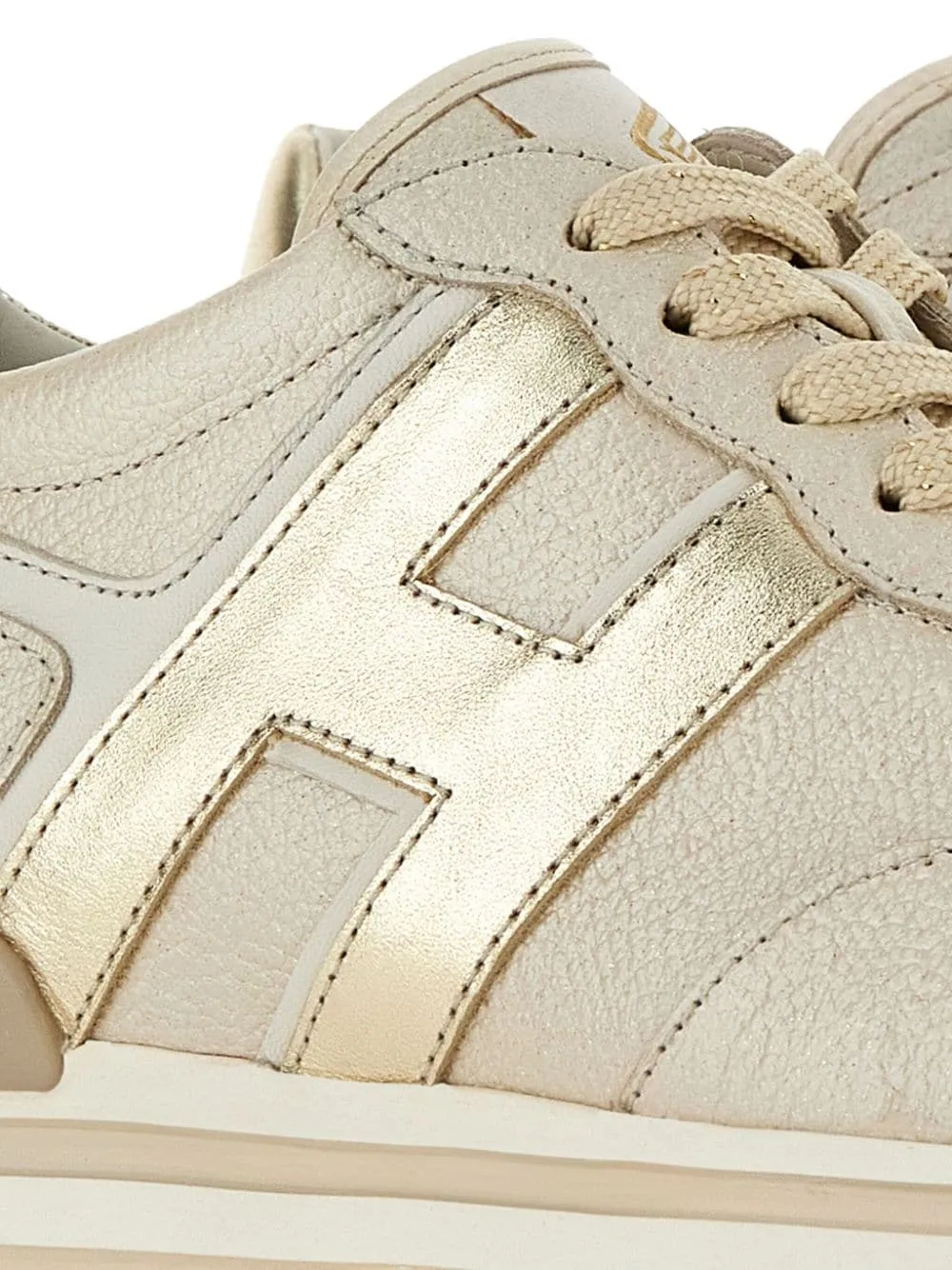 Sneakers H483 con plateau