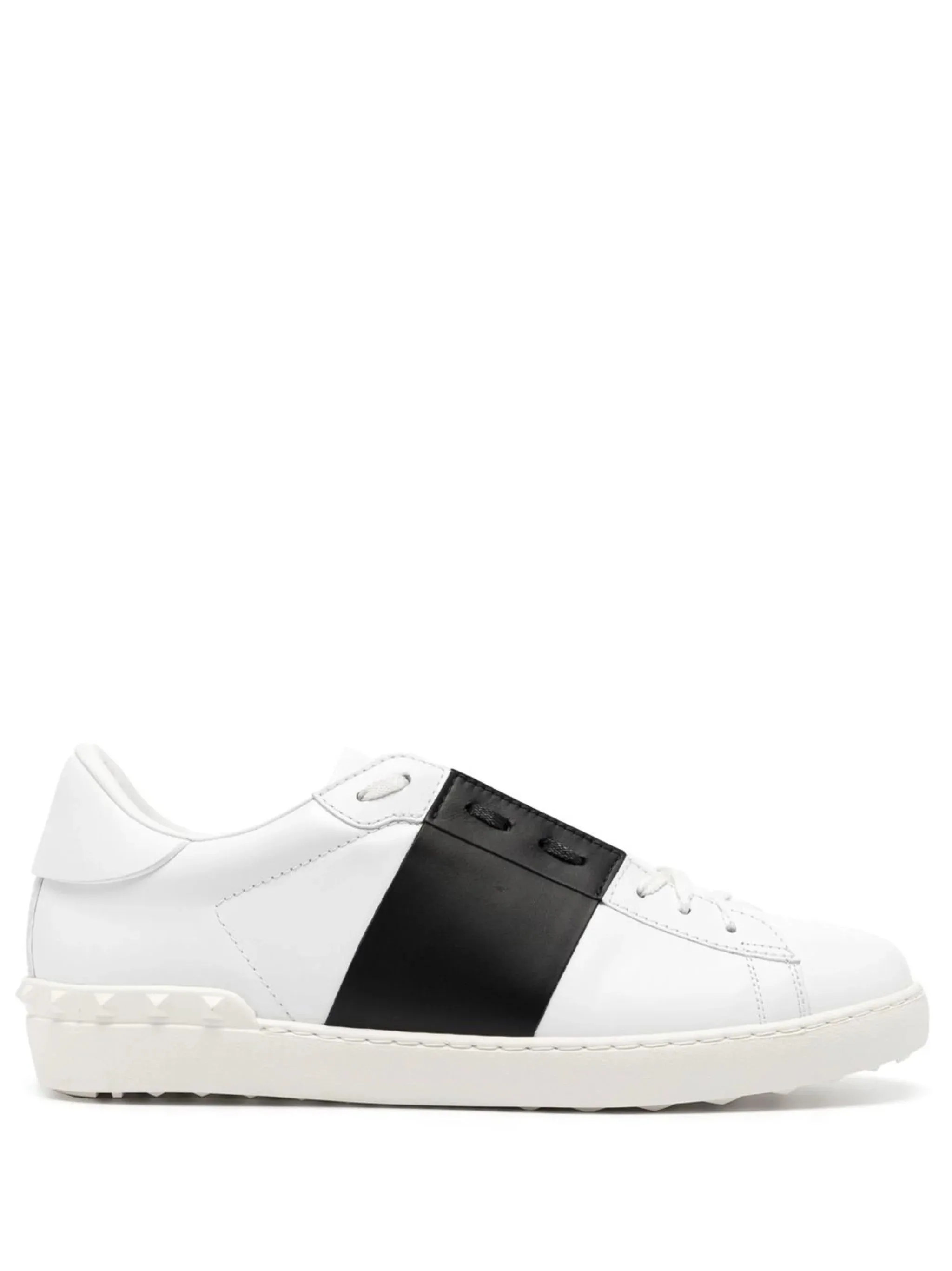 Sneakers open