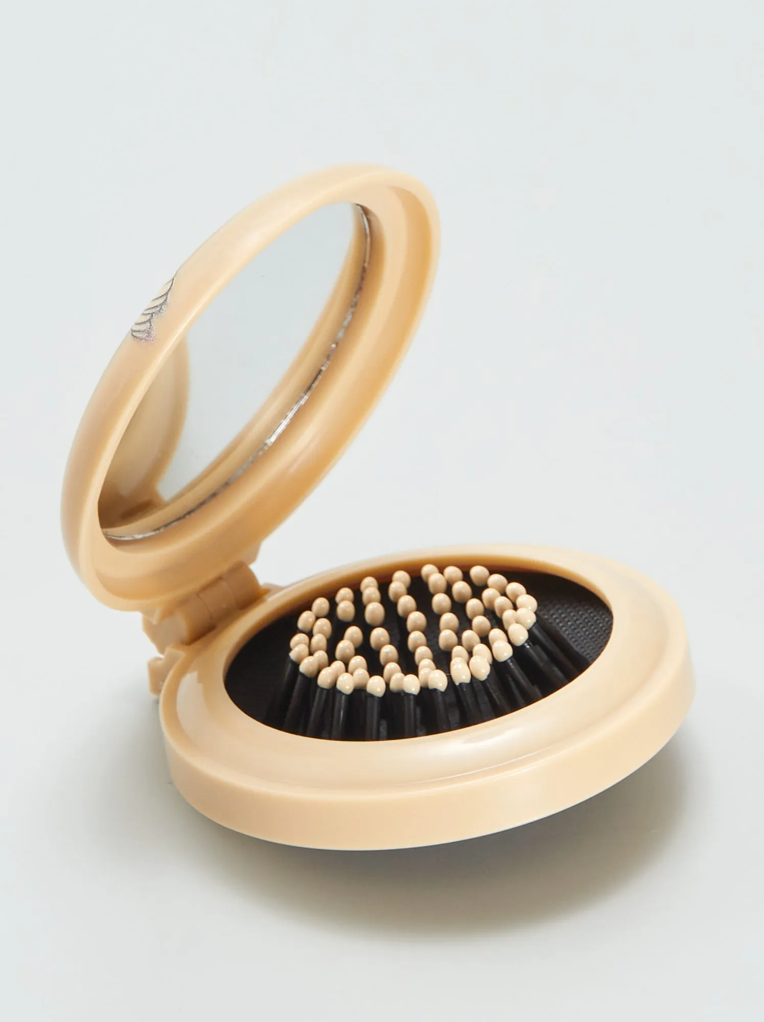 Spazzola per capelli rotonda - MARRONE