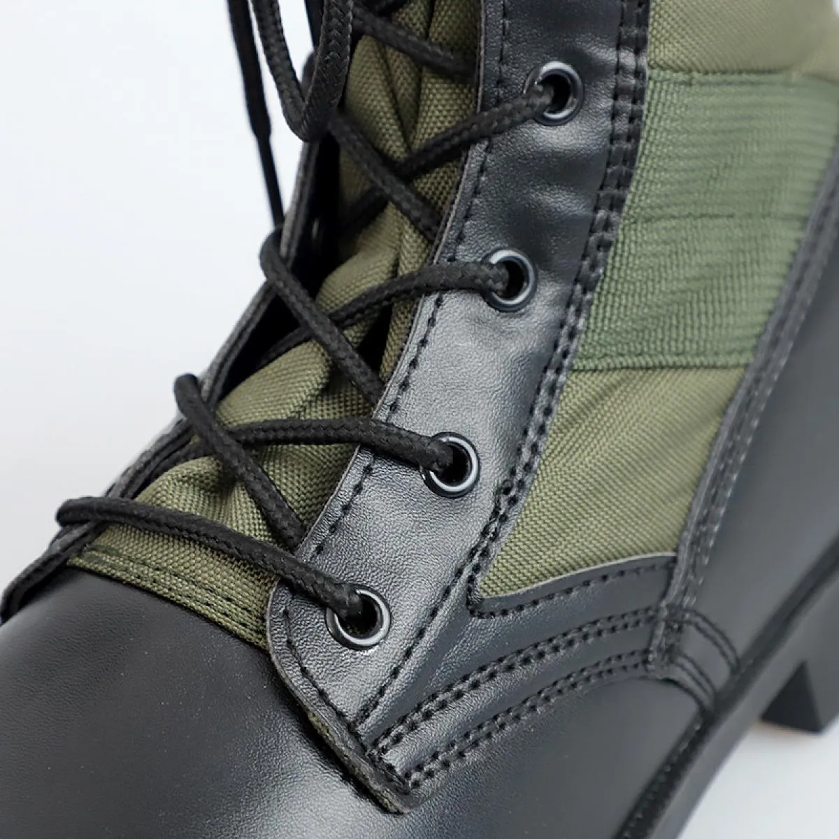 Stivali da deserto mimetici da uomo Stivali da combattimento da trekking primavera autunno Scarpe da ginnastica stringate con pu