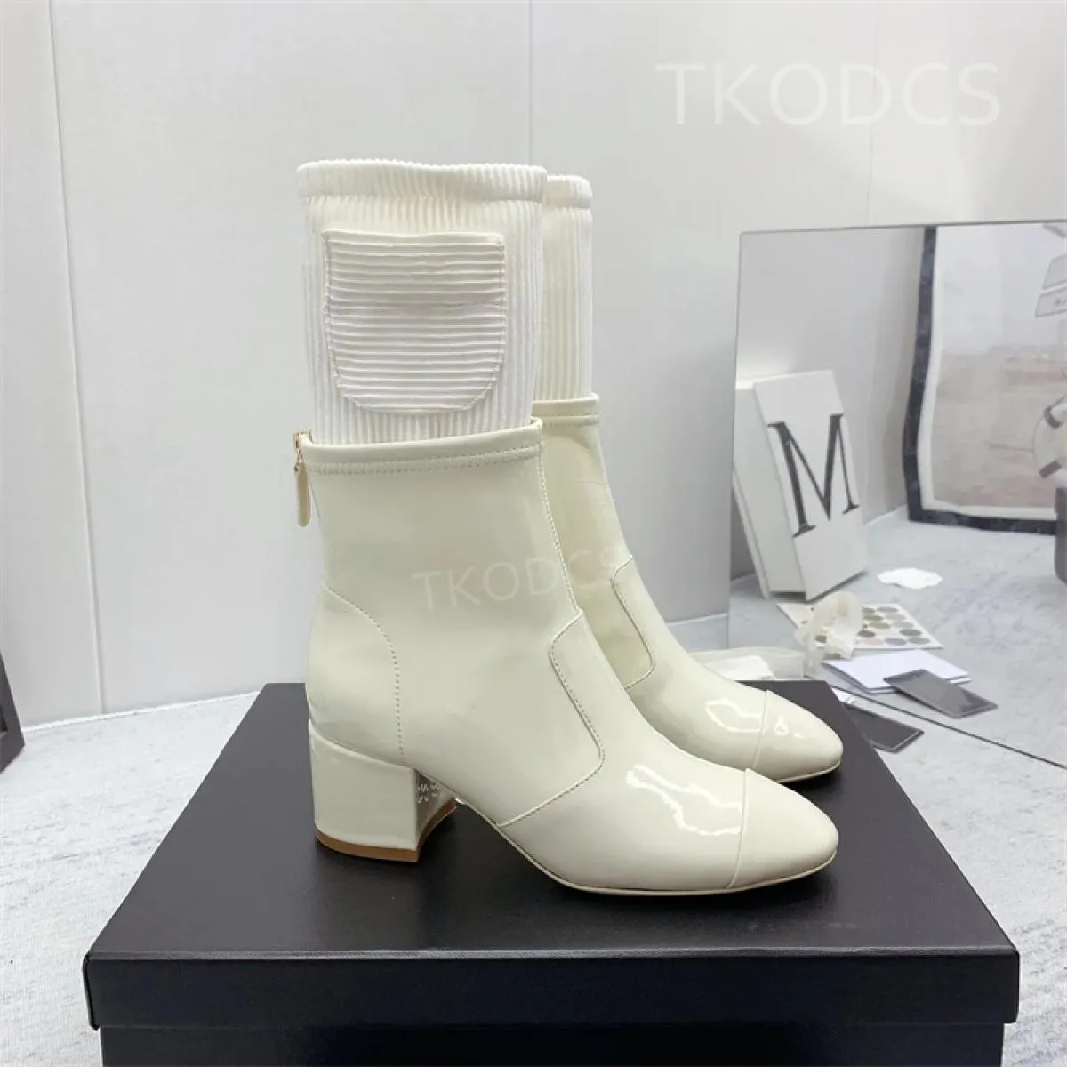 Stivali da donna caldi di moda autunnale Stivali con punta tonda patchwork a metà polpaccio Stivali con cerniera elastica in ver