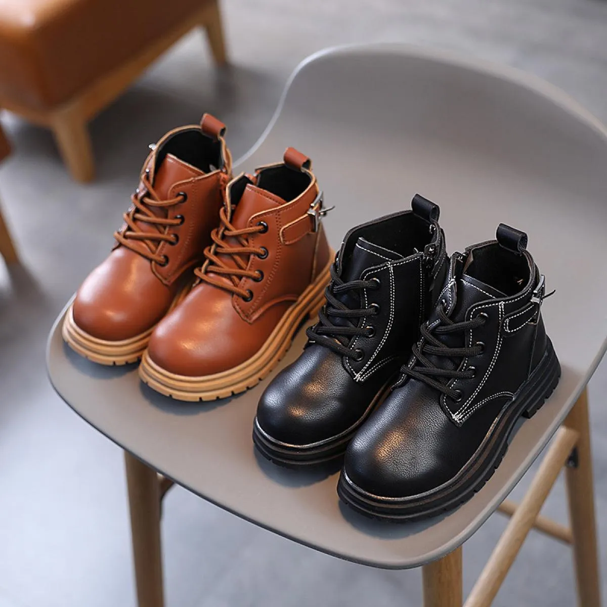 Stivali per bambini alla moda per asilo stile inglese Stivali corti classici neri beige marroni per ragazze Scarpe invernali in