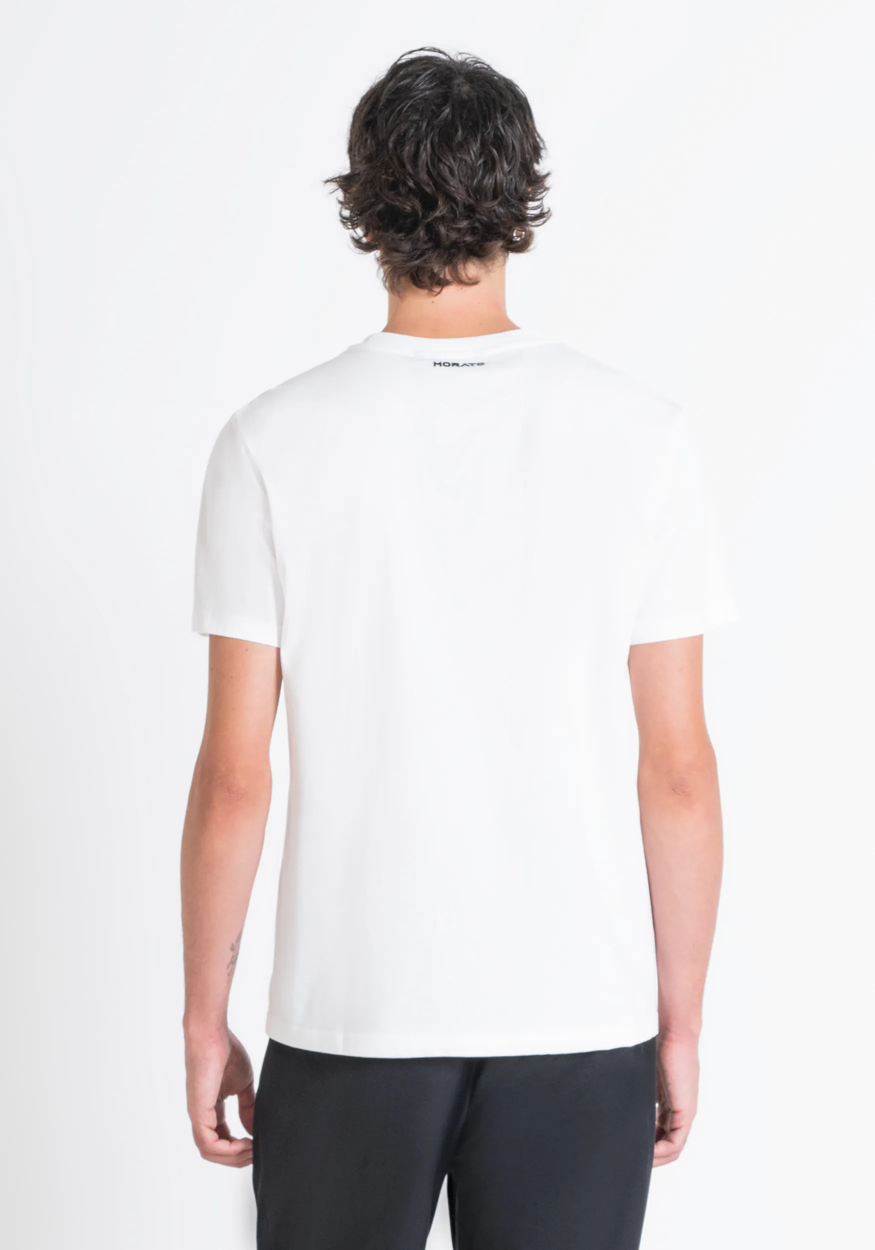 T-SHIRT REGULAR FIT IN JERSEY DI COTONE BIANCO CON STAMPA DOBERMANN
