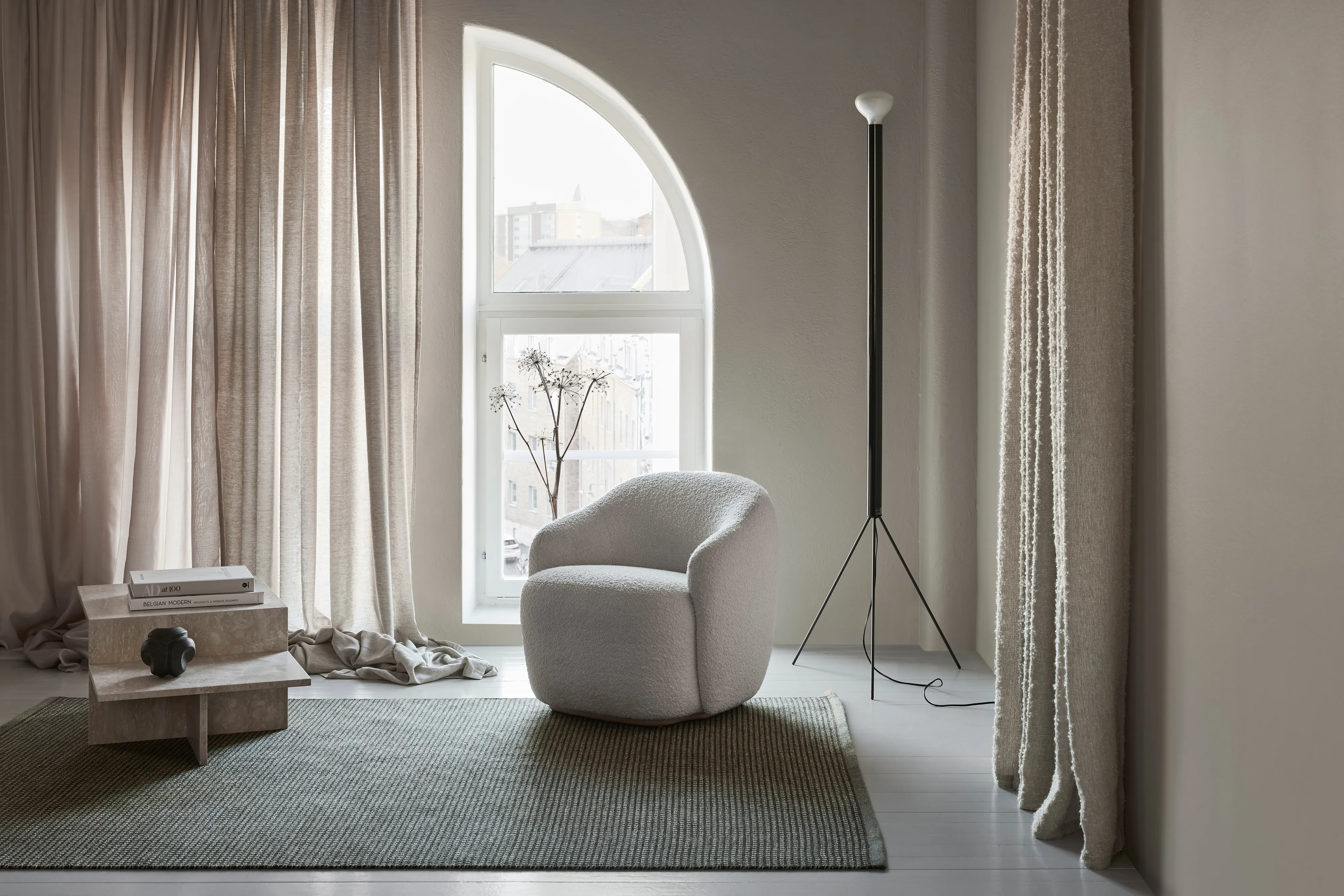 Tappeto Dot Icon 170x240 cm.jn{font-size:18px}Dusty Grey 587