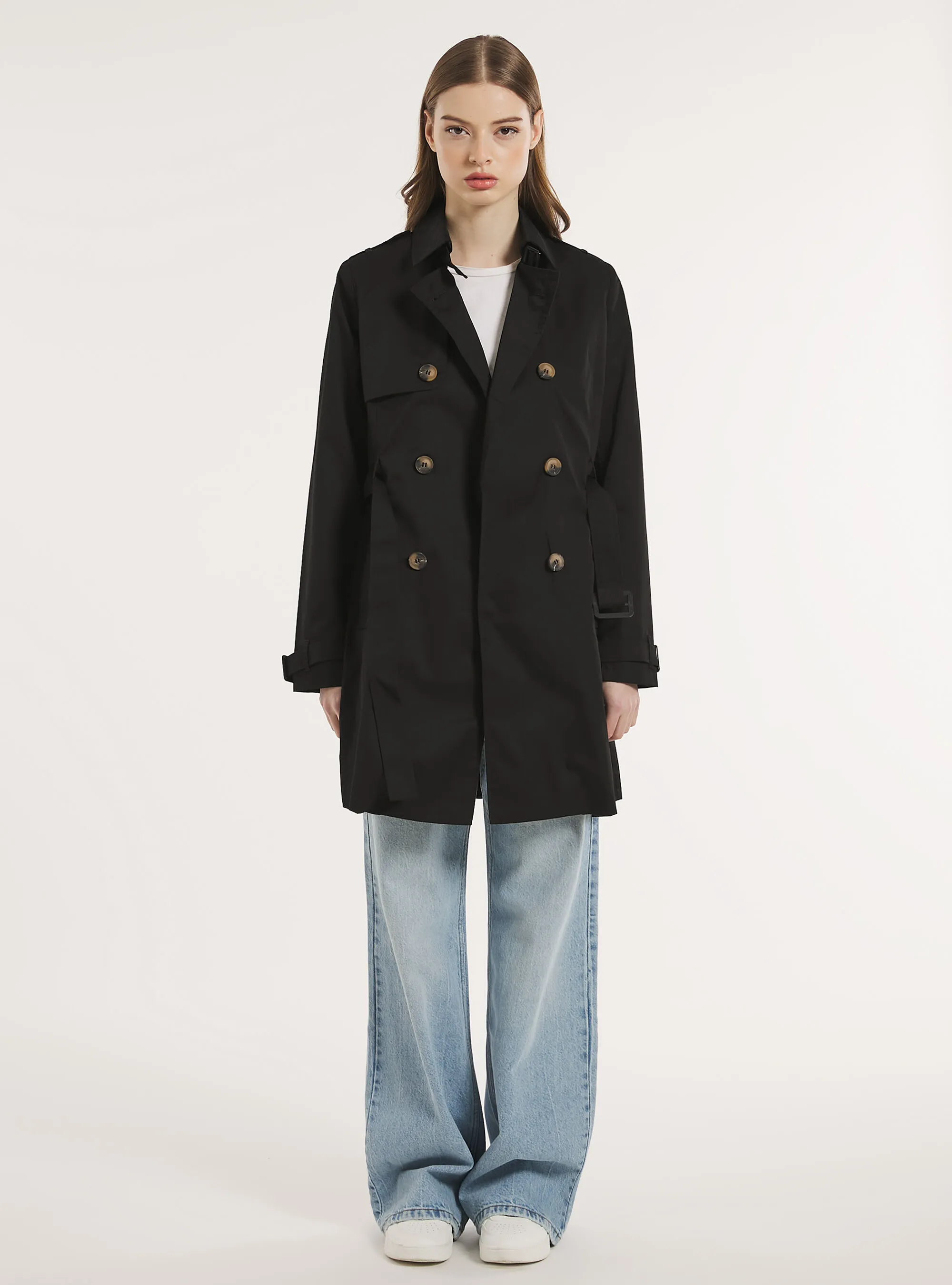 Trench morbido con cintura